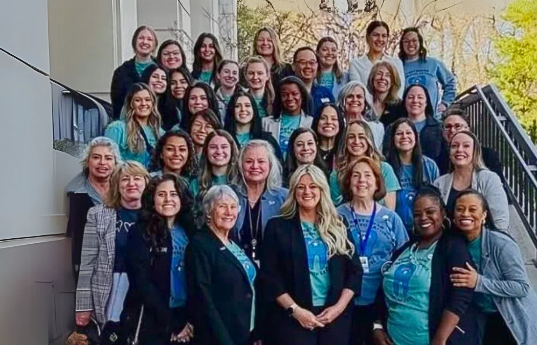 Dental Hygienists gathered on the steps of the Nevada legislative building.