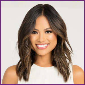 Headshot of Victoria Martinec